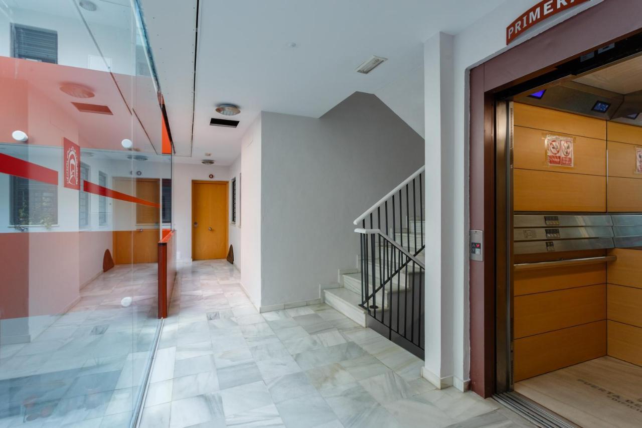 Puerta San Felix Free Parking By Cadiz4Rentals מראה חיצוני תמונה