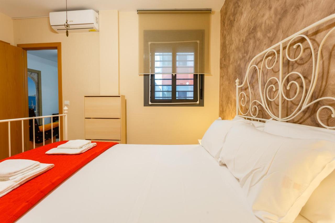 Puerta San Felix Free Parking By Cadiz4Rentals מראה חיצוני תמונה