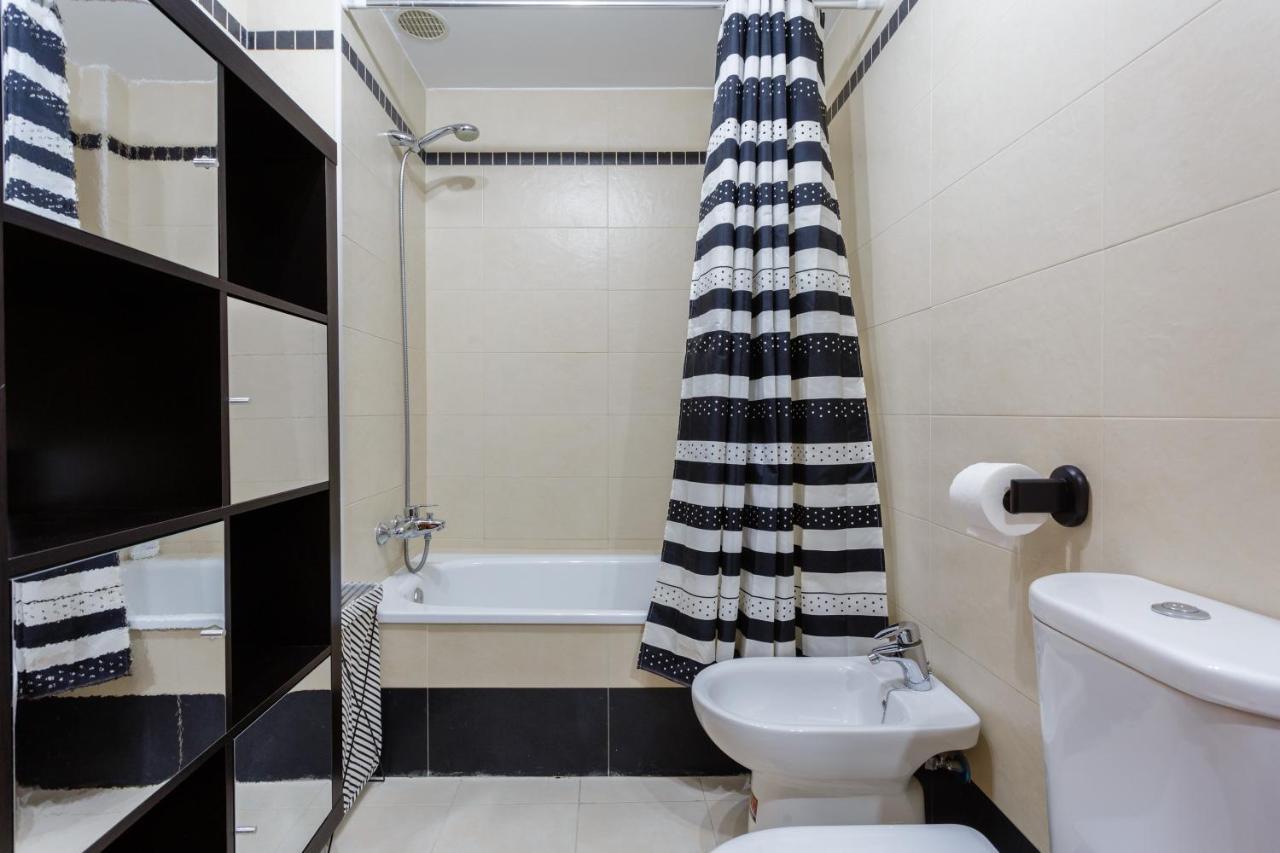 Puerta San Felix Free Parking By Cadiz4Rentals מראה חיצוני תמונה