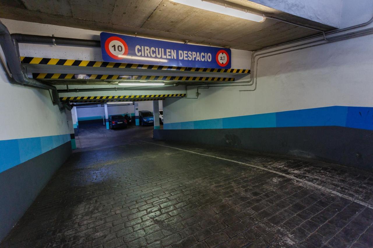Puerta San Felix Free Parking By Cadiz4Rentals מראה חיצוני תמונה